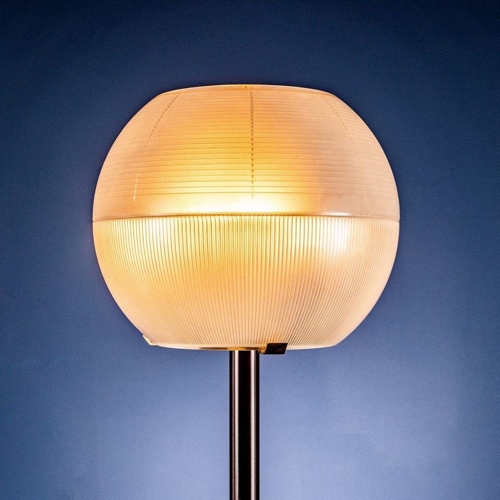 Ignazio Gardella ‘LTE8’ lamp