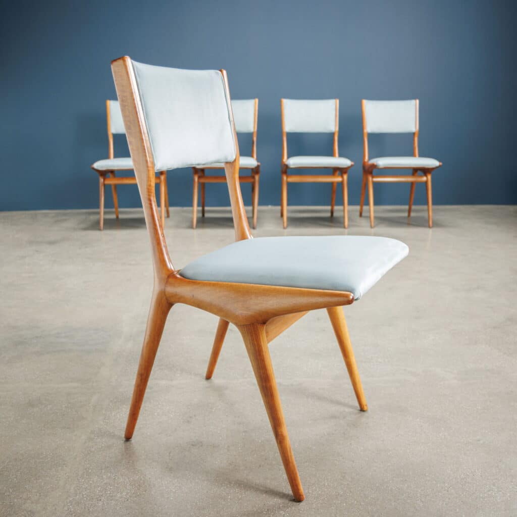 Carlo de Carli ‘634’ model chairs for Cassina