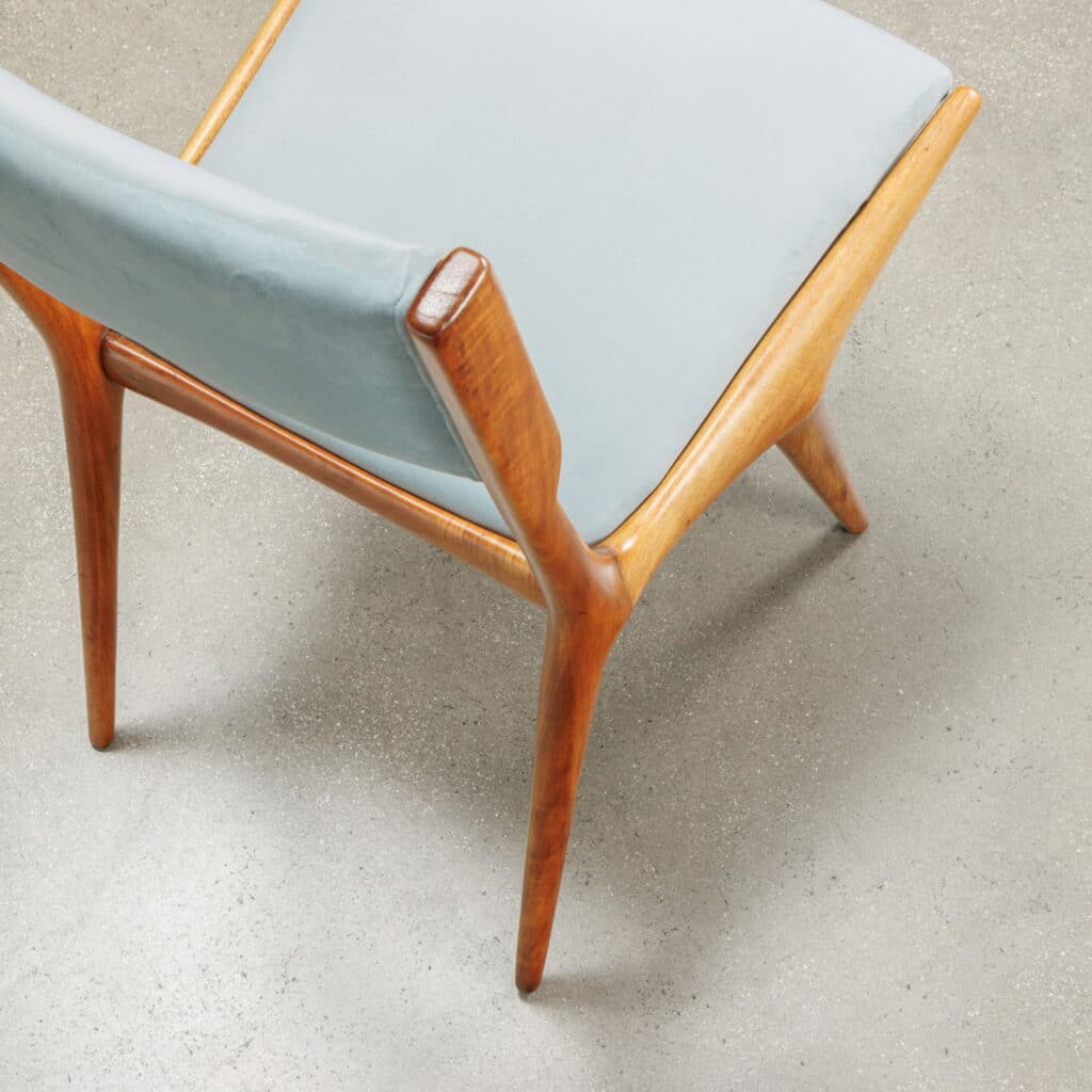 Carlo de Carli ‘634’ model chairs for Cassina