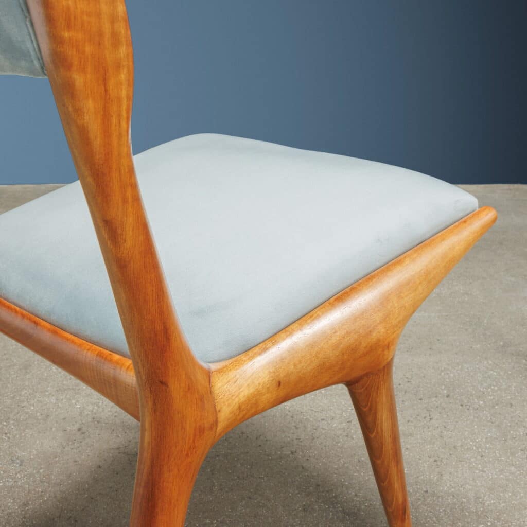Carlo de Carli ‘634’ model chairs for Cassina