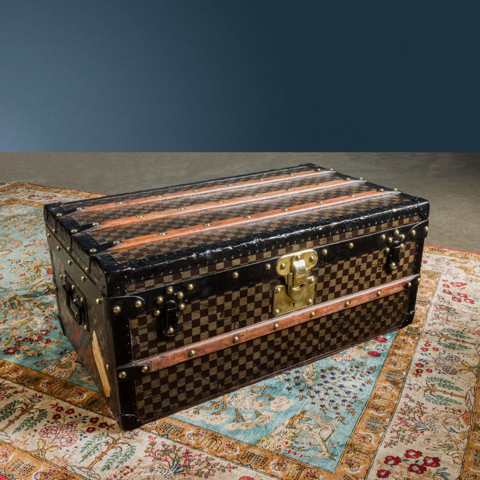 Louis Vuitton trunk Malle Cabine