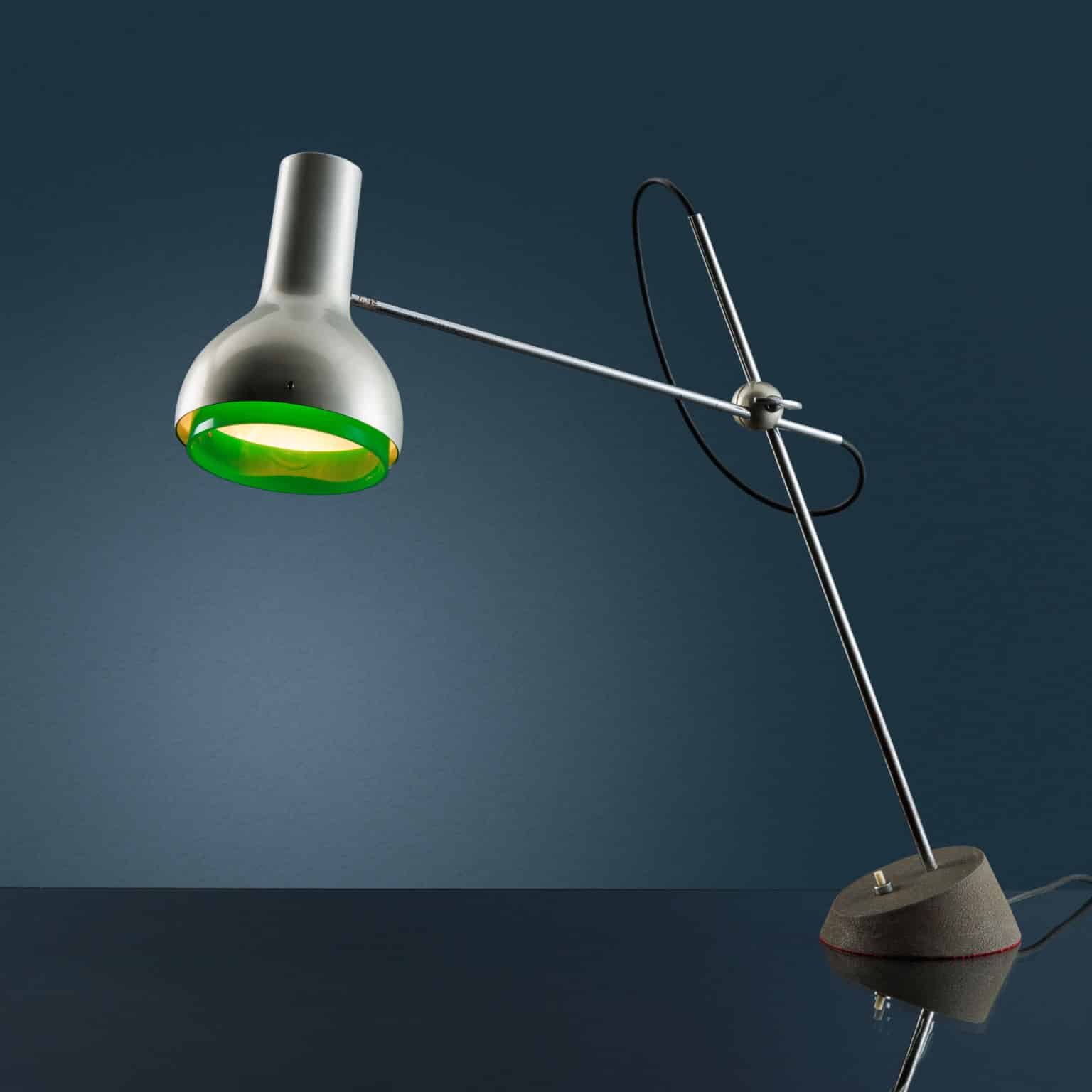 Gino Sarfatti ‘573’ lamp for Arteluce