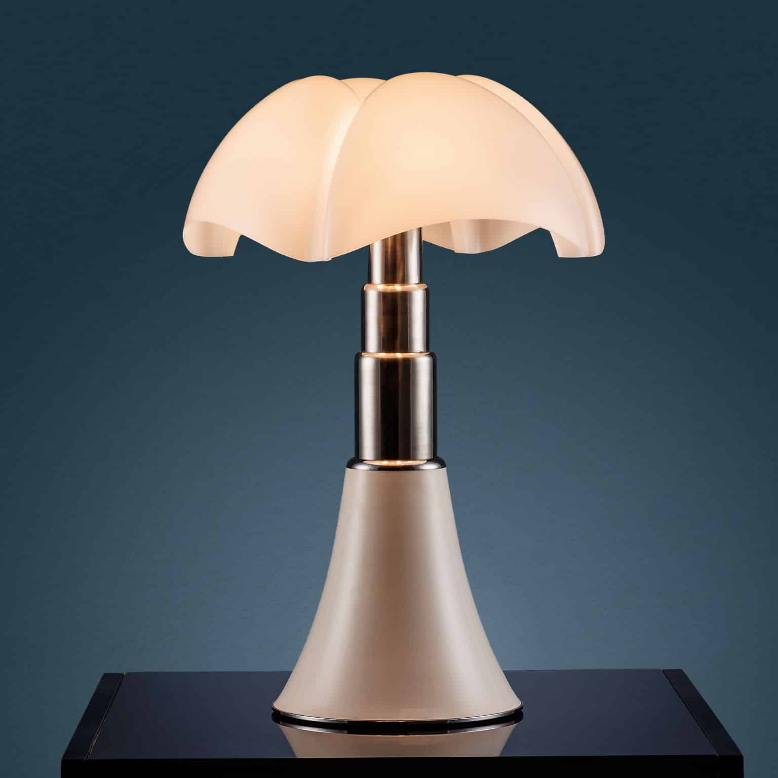 ‘Pipistrello’ Table Lamp, Gae Aulentifor Martinelli Luce