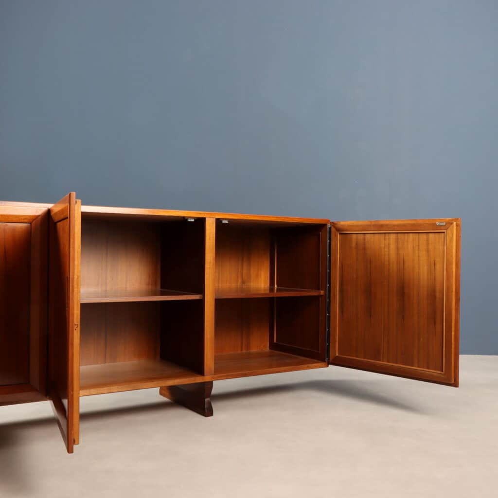 Details of Cabinet model 'MB 15' by Franco Albini