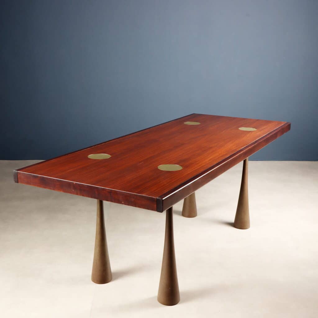 Impressive dining table by Angelo Mangiarotti