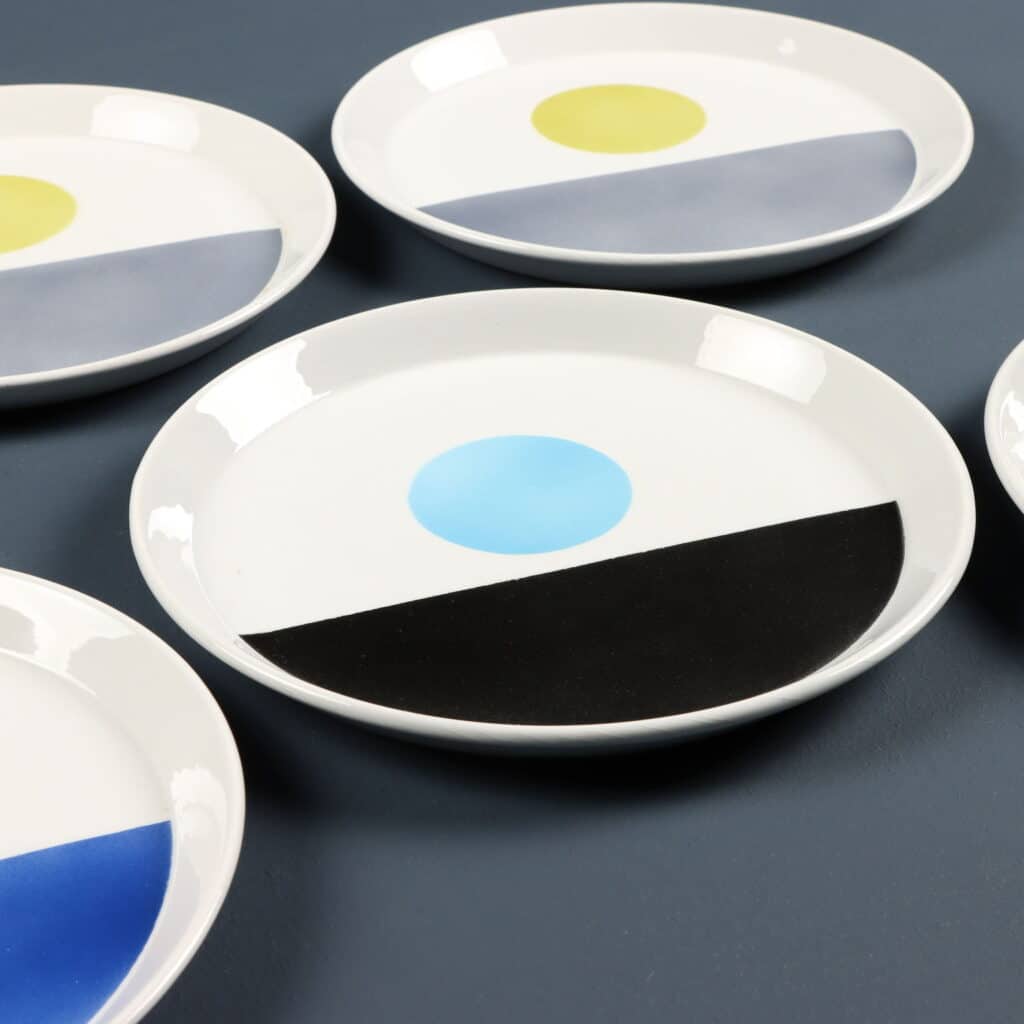Details of Set of Five Plates 'Fantasia Italiana' Series by Gio Ponti